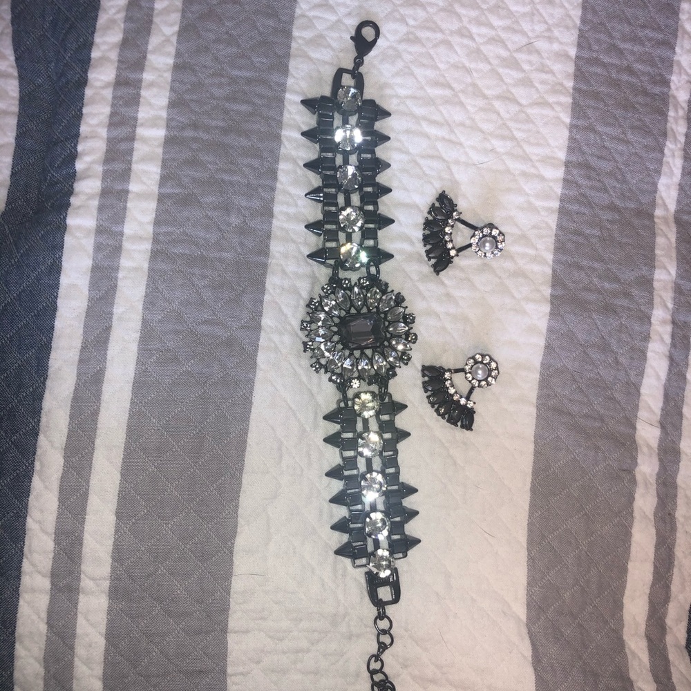 Black and diamond costume bracelet and earrings